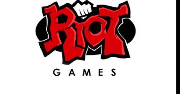 Facebook achète Riot Games