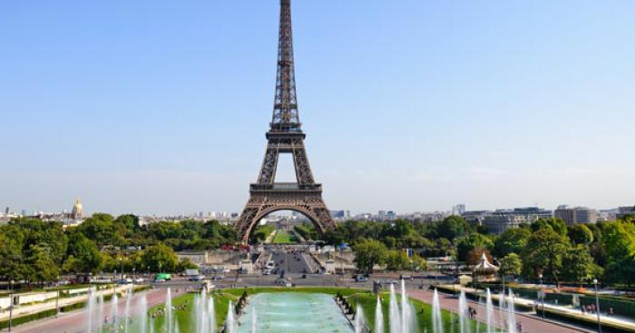La Tour Eiffel démontée !!