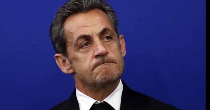 Pour Nicolas Sarkozy, Hollande est responsable de l'élimination du PSG en coupe d'Europe !