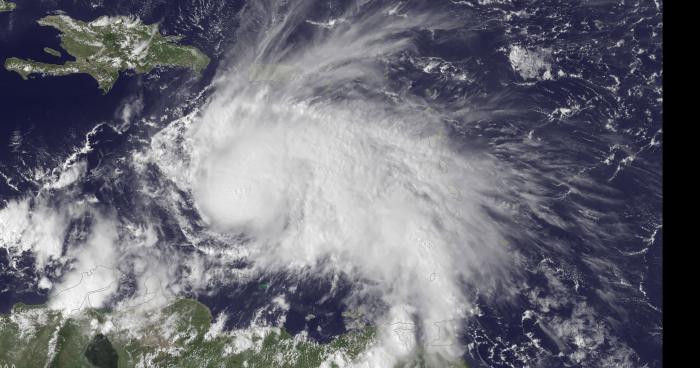 Alerte ouragan : Un ouragan prévu  cet après  midi en sarthe