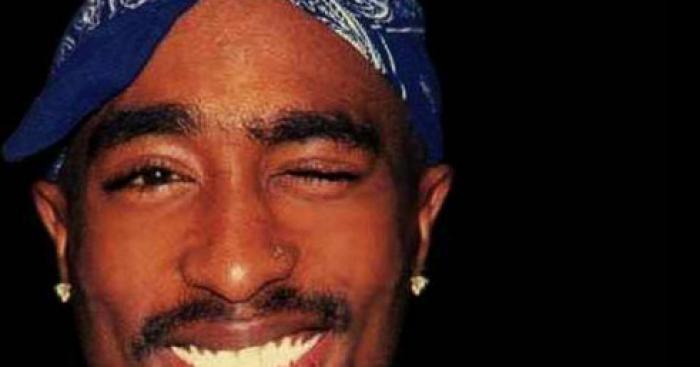 Tupac ressuscité par un Sorcrier Marocain et part en tournée en Algérie