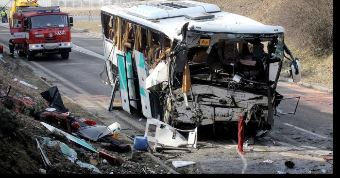 Bus accidenté 10 Mort et 5 Blaisser
